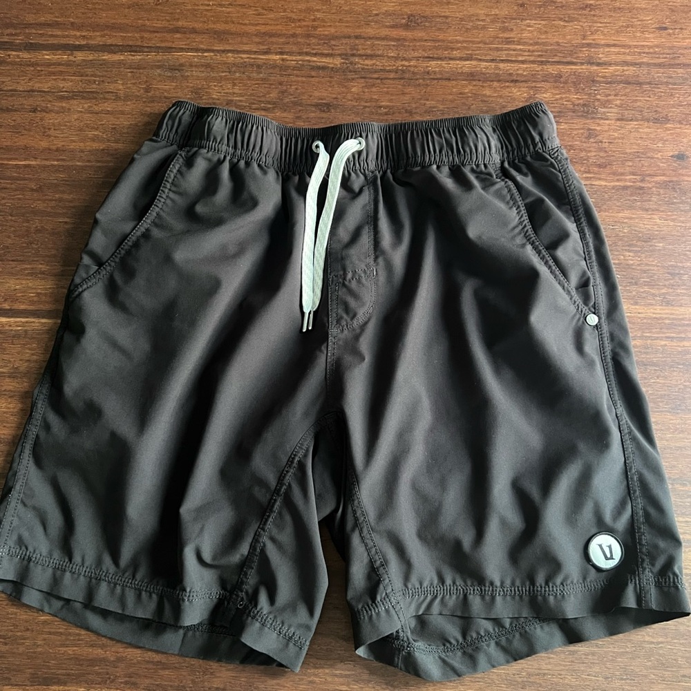 Vuori Kore Shorts with lining  - 7in inseam